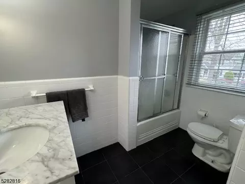 157 Meadowbrook Dr, North Plainfield, NJ 07062 photo 15
