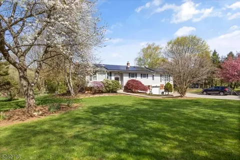 60 Bartley Rd, Washington Twp, NJ 07853 photo 3