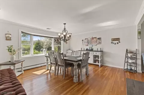60 Bartley Rd, Washington Twp, NJ 07853 photo 5