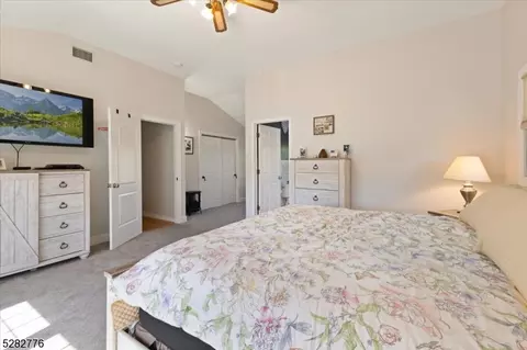 60 Bartley Rd, Washington Twp, NJ 07853 photo 17