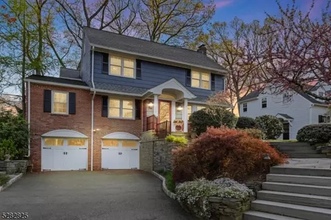 224 Hamilton Rd, Ridgewood, NJ 07450
