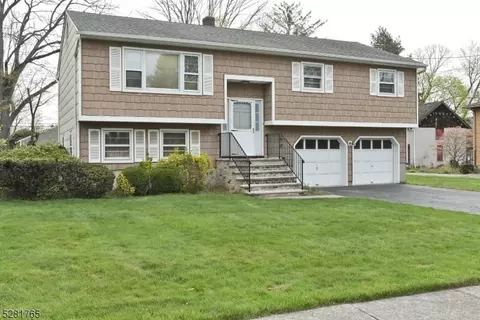 11 Jay St, Rockaway, NJ 07866