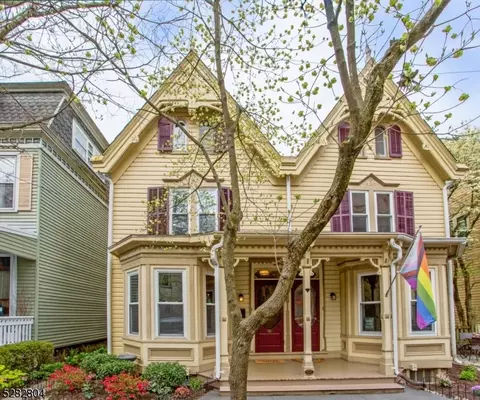 105 N Union St, Lambertville, NJ 08530