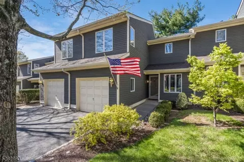 39 Inverrary Pl, Clinton Twp, NJ 08801
