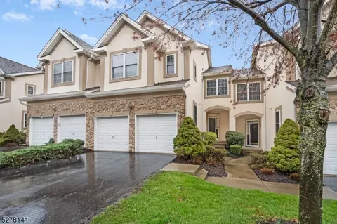30 Henning Ter, Denville, NJ 07834