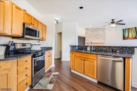 39 Saxton Dr, Hackettstown, NJ 07840 photo 18
