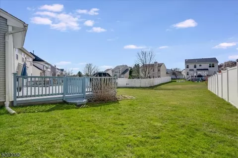 39 Saxton Dr, Hackettstown, NJ 07840 photo 30