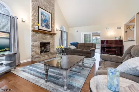8 Merrill Rd, Flemington, NJ 08822 photo 17