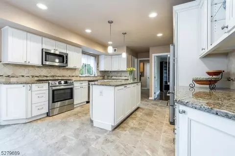 8 Merrill Rd, Flemington, NJ 08822 photo 9
