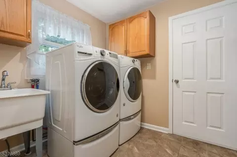 8 Merrill Rd, Flemington, NJ 08822 photo 21