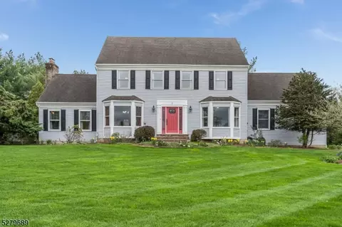 8 Merrill Rd, Flemington, NJ 08822 photo 2