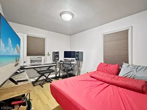 266 Macdonald Dr, Wayne, NJ 07470 photo 12