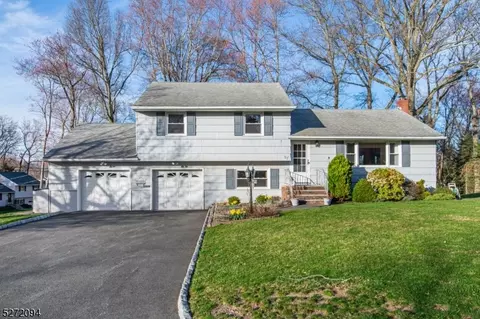 57 Ronald Dr, East Hanover, NJ 07936