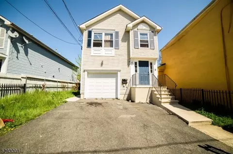 40-42 Holland St, Newark, NJ 07103