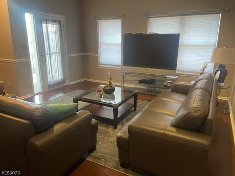 1120 Brittany Dr, Wayne, NJ 07470 photo 2