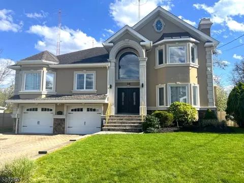 39 Earnshaw Pl, Clifton, NJ 07013