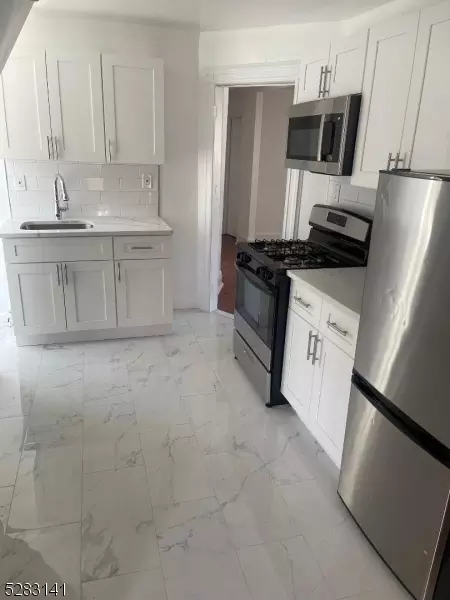 163 N 16th St, East Orange, NJ 07017