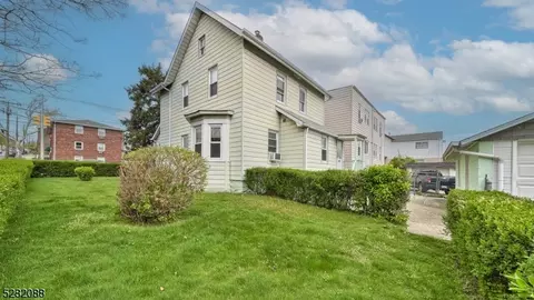 332 Davis Ave, Kearny, NJ 07032