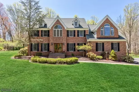 787 Backhus Estate Rd, Glen Gardner, NJ 08826