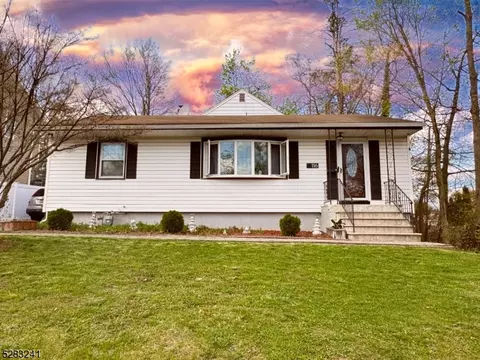 116 Hiawatha Blvd, Parsippany-troy Hills Twp, NJ 07034