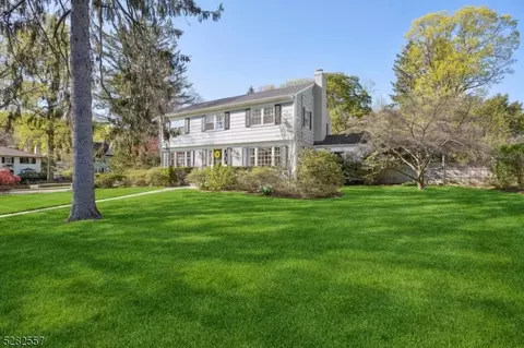 112 Llewellyn Rd, Montclair, NJ 07042