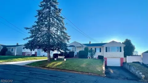 11 Pleasant Ave, Woodbridge Twp, NJ 08830