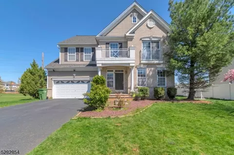 5 Clark St, Sayreville, NJ 08872