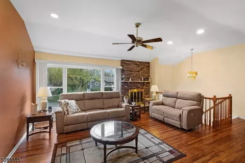 7 Guy St, Randolph, NJ 07869 photo 8