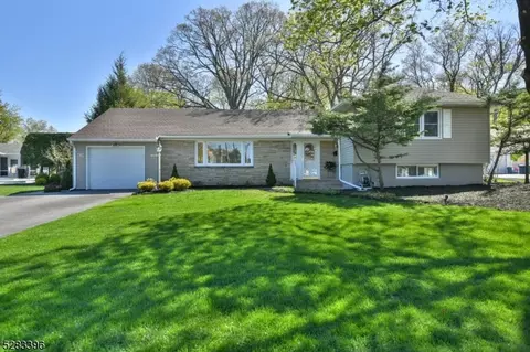 409 Lincoln Ave, Pompton Lakes, NJ 07442