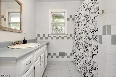 206 E Valley View Ave, Hackettstown, NJ 07840 photo 23