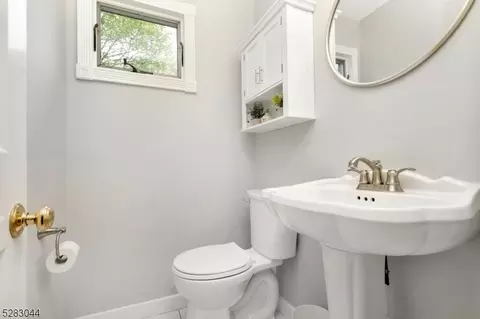 206 E Valley View Ave, Hackettstown, NJ 07840 photo 15