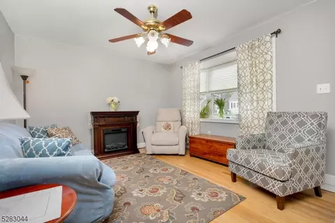 206 E Valley View Ave, Hackettstown, NJ 07840 photo 3