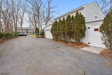 3 Hershey Rd, Wayne, NJ 07470 photo 15