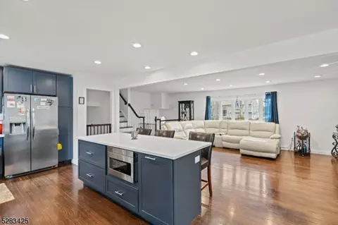 3 Hershey Rd, Wayne, NJ 07470 photo 5