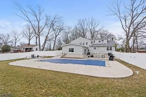 3 Hershey Rd, Wayne, NJ 07470 photo 17