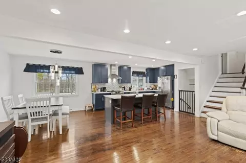 3 Hershey Rd, Wayne, NJ 07470 photo 4