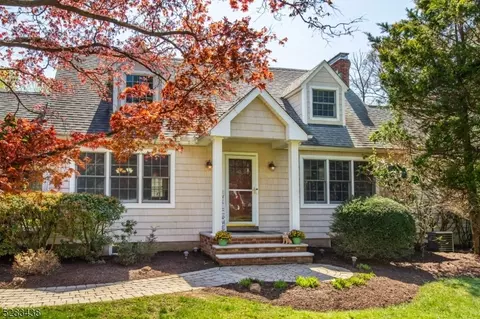 146 Casterline Rd, Denville, NJ 07834