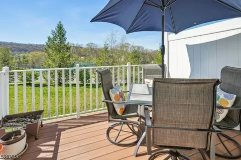 6 Alexanders Rd, Allamuchy Twp, NJ 07840 photo 8