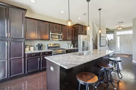 6 Alexanders Rd, Allamuchy Twp, NJ 07840 photo 9