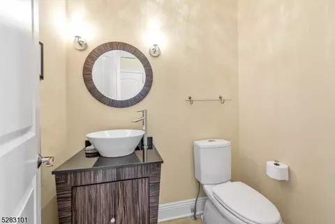 274 Beech Ter, Wayne, NJ 07470 photo 28