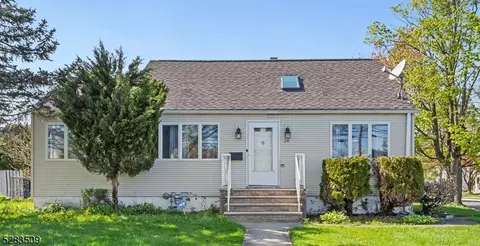 28 Brookhill Ter, Clifton, NJ 07013