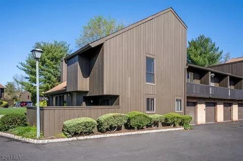 416 Westgate Dr, Edison, NJ 08820 photo 3