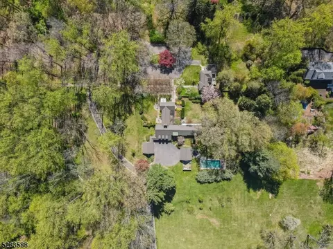 48 Spring Valley Rd, Morristown, NJ 07960