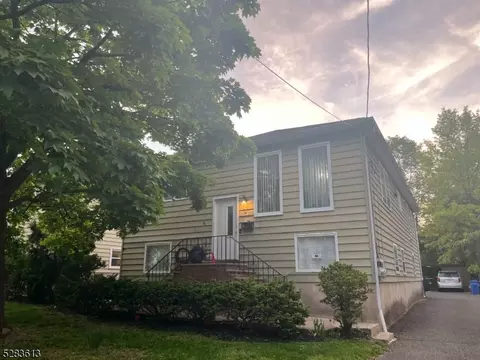 14 Aubrey St, Summit, NJ 07901