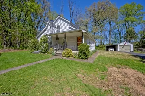 50 Half Way House Rd, Washington, NJ 07882