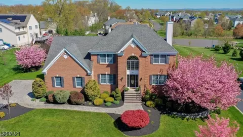 26 Mack Dr, Hillsborough, NJ 08844