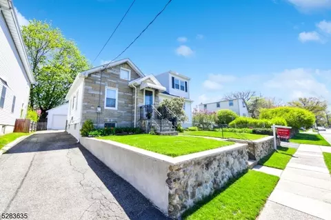 51 8th Ave, Hawthorne, NJ 07506