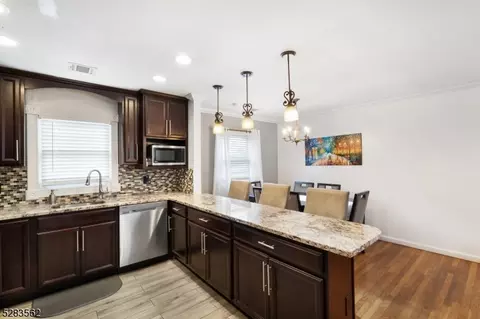 23 Grace St, Dover, NJ 07801 photo 9