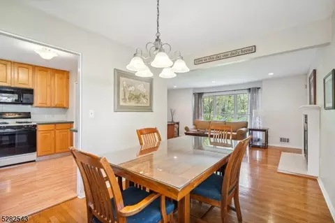 34 Webster Dr, Berkeley Heights, NJ 07922 photo 7