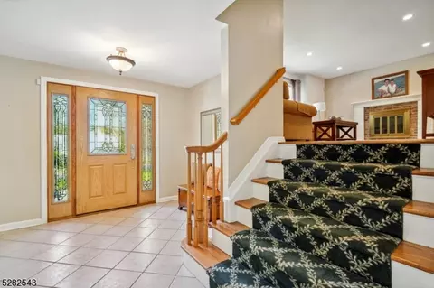 34 Webster Dr, Berkeley Heights, NJ 07922 photo 3